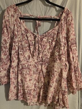 Torrid Harry Potter Mauve/Purple and Cream Peplum Blouse, Tie & Shirring Back